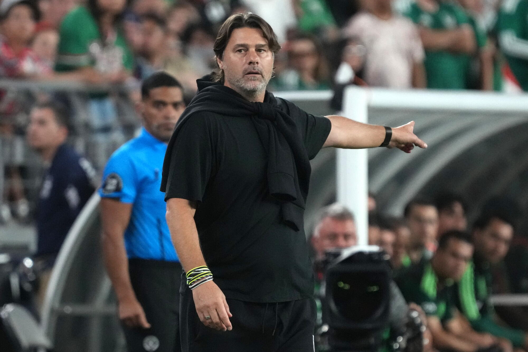 US coach Mauricio Pochettino directs his team during an international friendly win over Mexico.