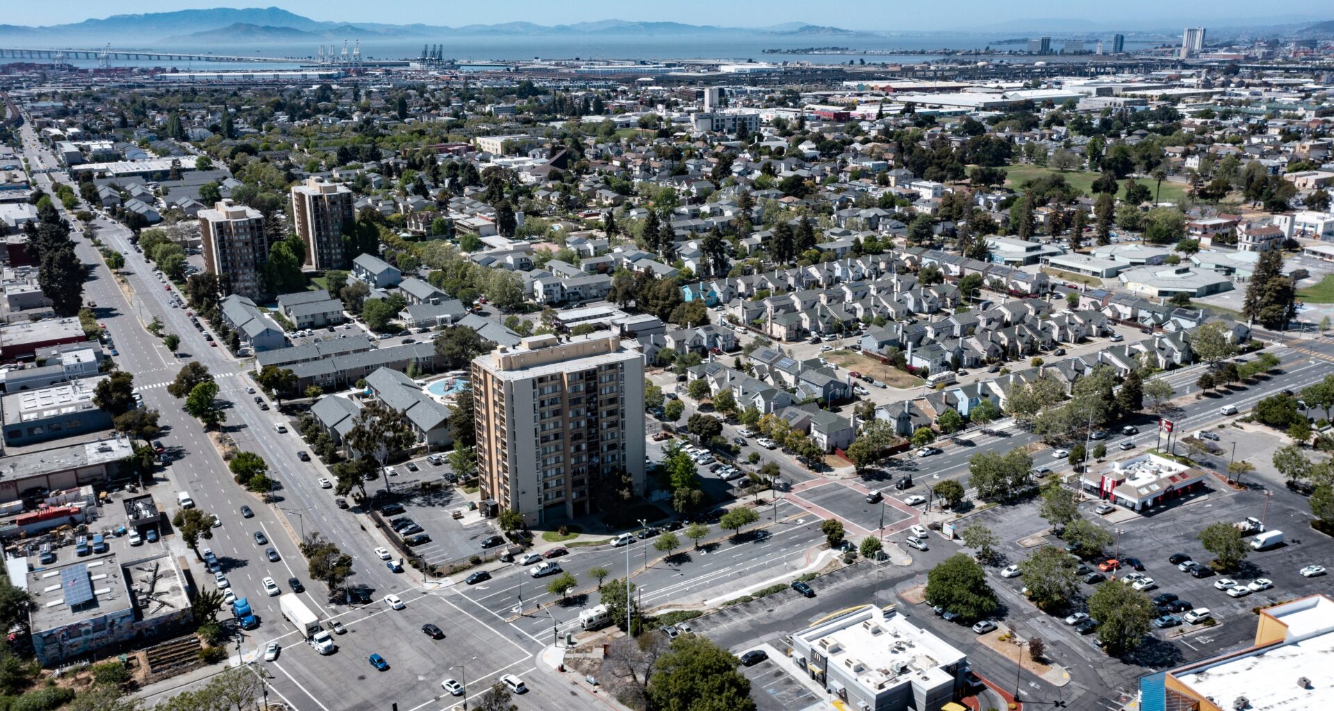 Suspected gang member charged with attempting to murder West Oakland rapper