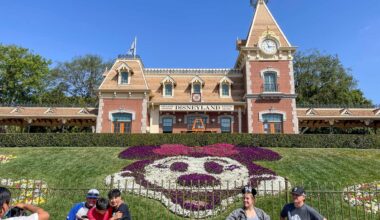 Suspicious bags outside Disneyland disrupt park visitors seeking to exit – San Bernardino Sun