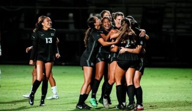 Soccer Shuts Out Spartans To Win Fourth Straight