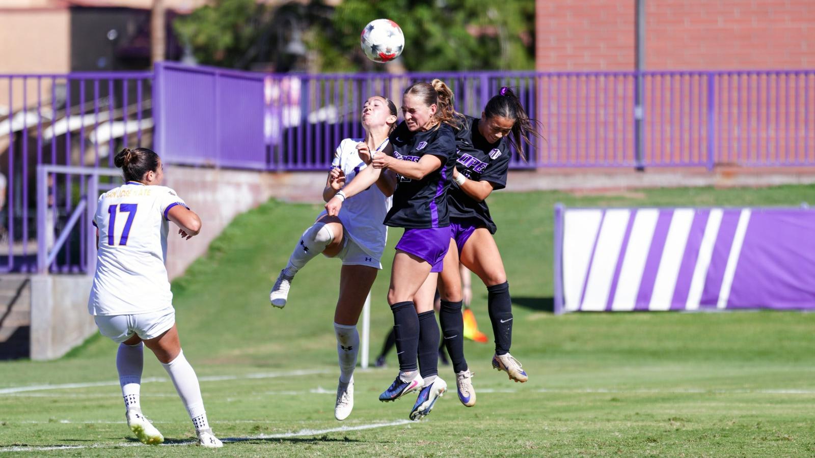 Critical shutout win honors GCU seniors
