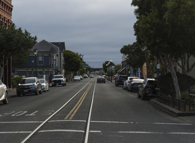 The Eureka Waterfront Trail skirts Humboldt Bay