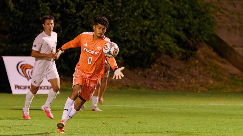 Men’s Soccer Faces Pair of WCC Road Tests at San Francisco, Denver