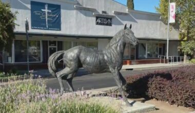 2 arrested in theft of Kentucky Derby-winning horse statue in Sacramento