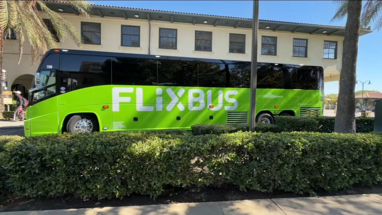FlixBus service between Fresno and Las Vegas begins