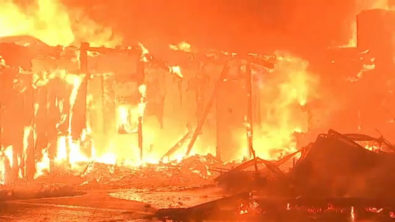 Eaton, Palisades wildfire response was marred by poor communication and other systemic failures: New report