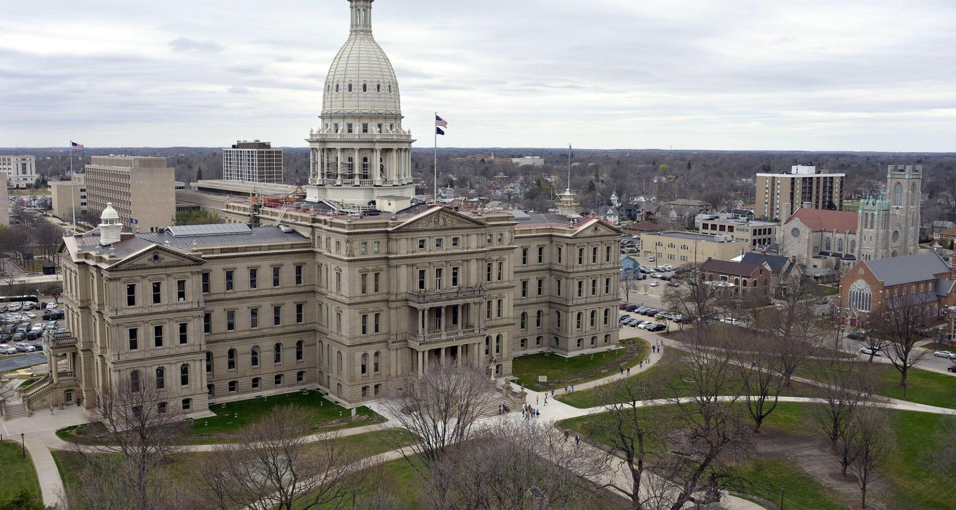 Hidden fees cost Michigan patients millions. Lawmakers push reforms – The Oakland Press