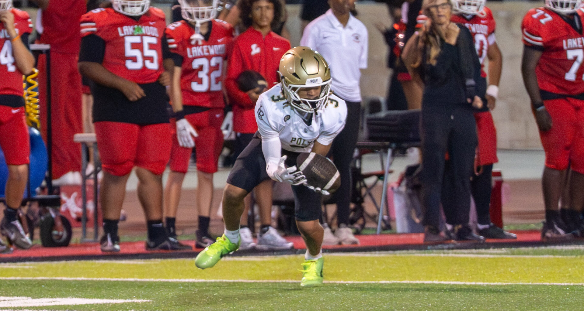 PREVIEW: Long Beach Poly Football vs Lakewood – The562.org