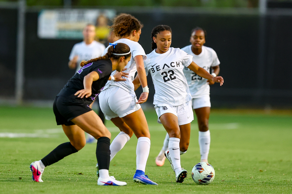 Women’s Soccer: Long Beach State Edged By CSUN In Intense Back-and-Forth Shootout – The562.org