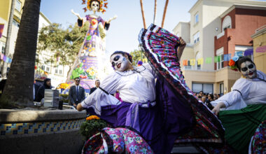 A Giant La Catrina Sculpture Sends a Defiant Message From Oakland’s Latinx Community