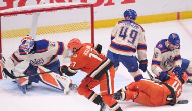 TST Images: Oilers defeat Ducks, 5-2, at Honda Center