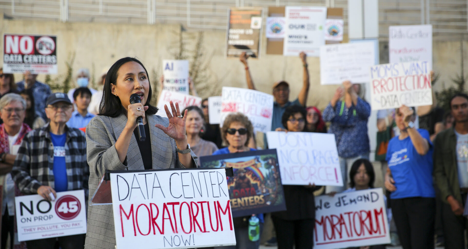 As San José Tries to Regulate Data Centers, Residents Want to Ban Them