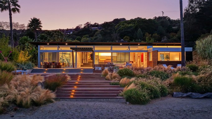 This $17.5 Million Estate Has a Private Beach on the San Francisco Bay