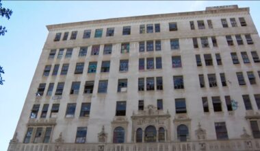 Demolition begins on historic California Theatre in San Diego after safety concerns