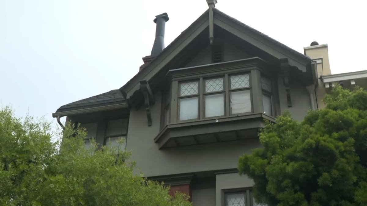 SF house allegedly occupied by squatters to go up for auction – NBC Bay Area
