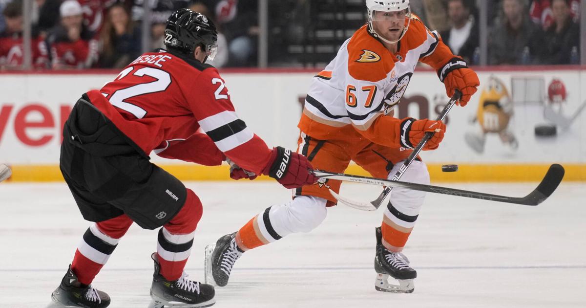 Anaheim Ducks sign D Tristan Luneau to 6-year, $43.2 million extension after just 14 NHL games |