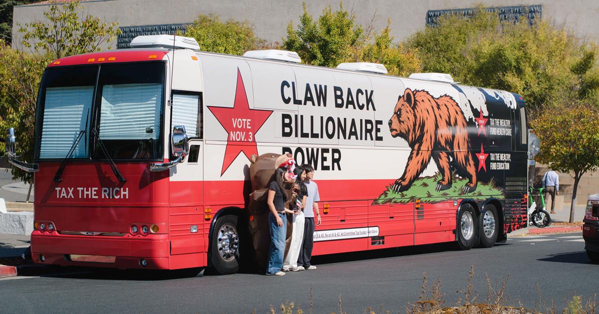‘Tax the Ultra-Rich’ bus swings by UC Berkeley to advocate Billionaire Tax | Campus