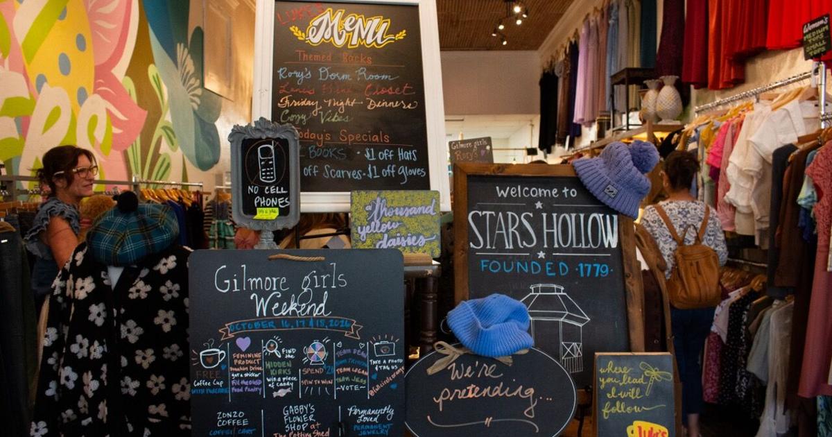 Stars Hollow comes to Old Towne Orange at the ‘Gilmore Girls’ Weekend market | Lifestyle