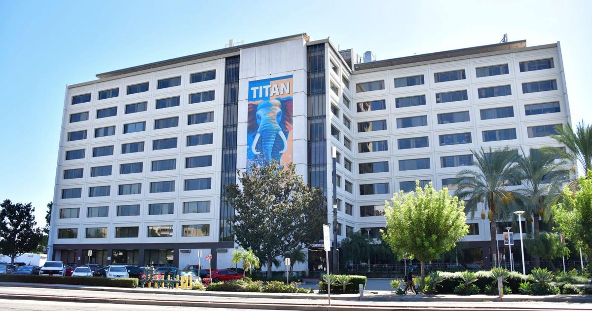 CSUF to close College Park building in November for plumbing repairs | News