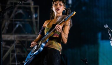 Beabadoobee brings her prismatic Powerlines Tour to Oakland Arena | Concerts