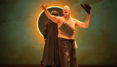 Review: The Fool stands out in Oakland Theater Project’s ‘King Lear’