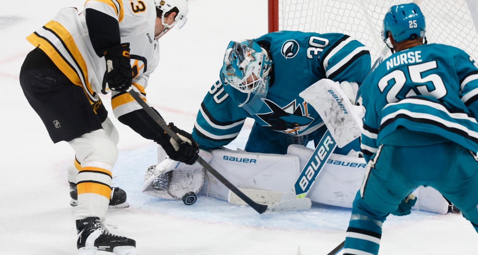 San Jose Sharks, Ivar Stenberg doomed by mistakes in loss to Bruins