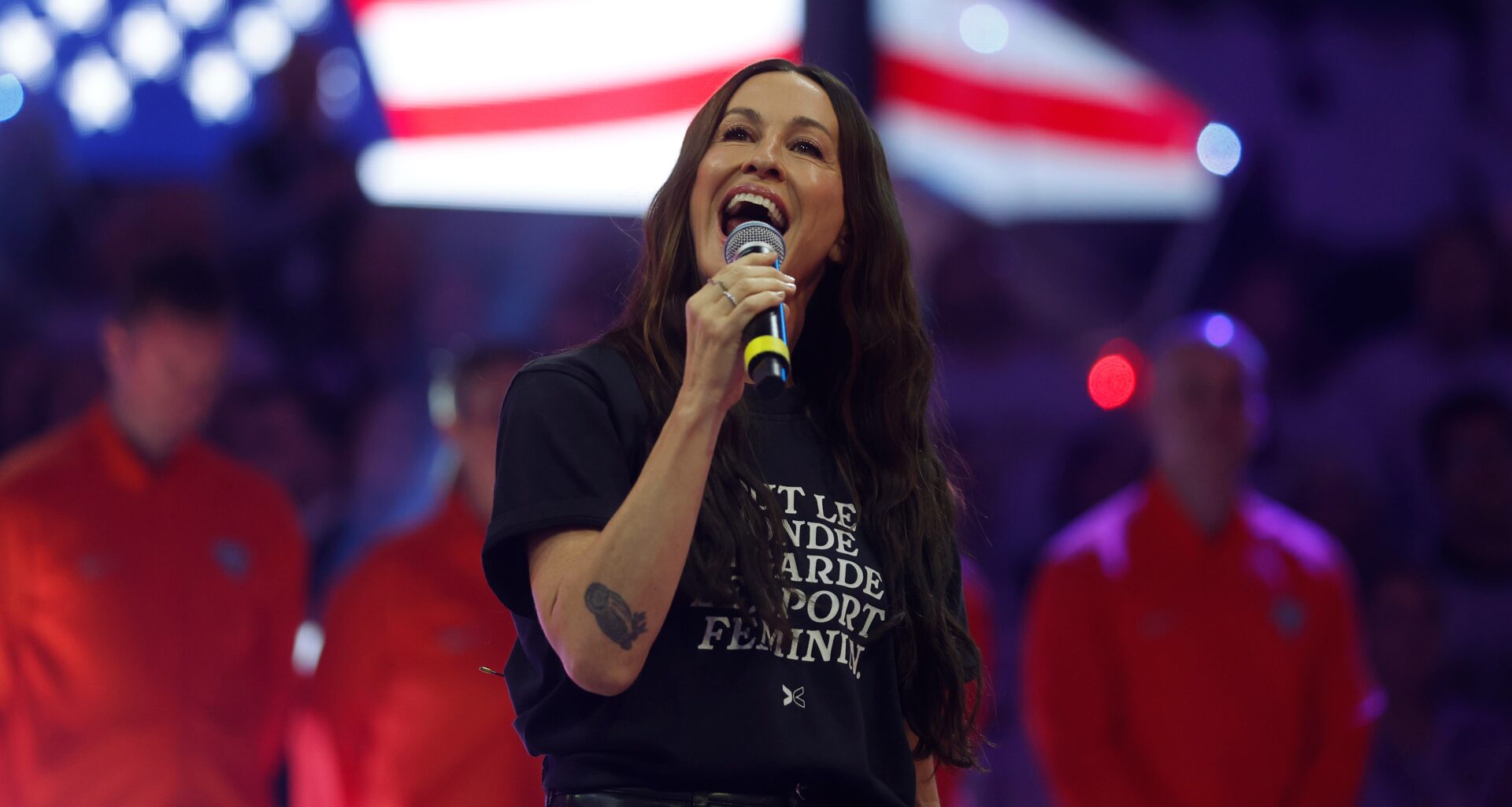 Alanis Morissette, LaRussell perform at Valkyries WNBA Finals game