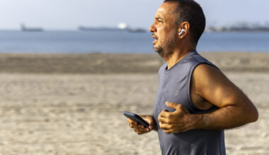 CSULB professor chases runner’s high at Long Beach Marathon