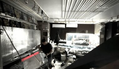 Thieves Use Van To Smash Into Downtown LA Jewelry Store – ONSCENE.TV