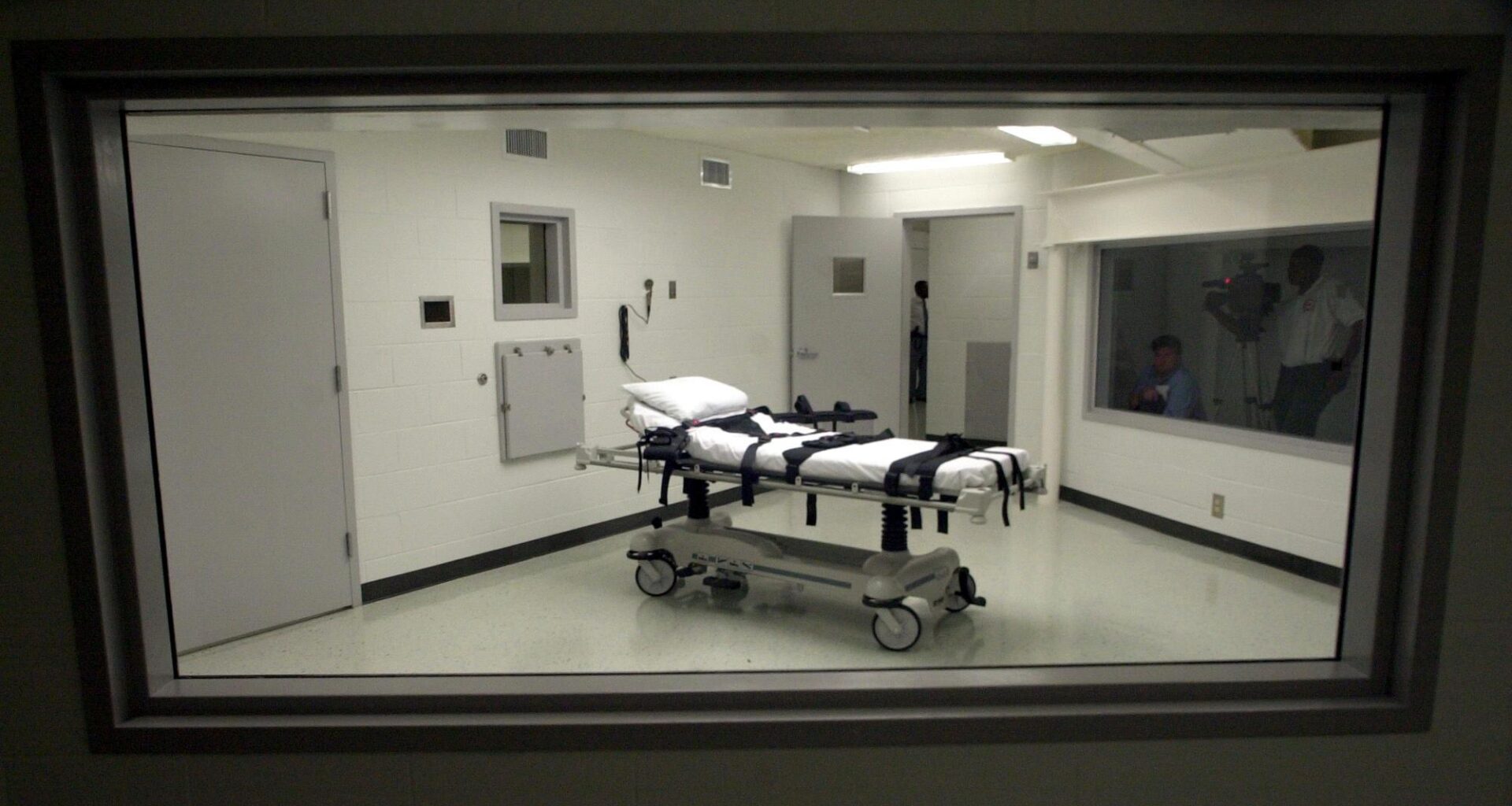 The Bay Area killers who may have death sentences commuted