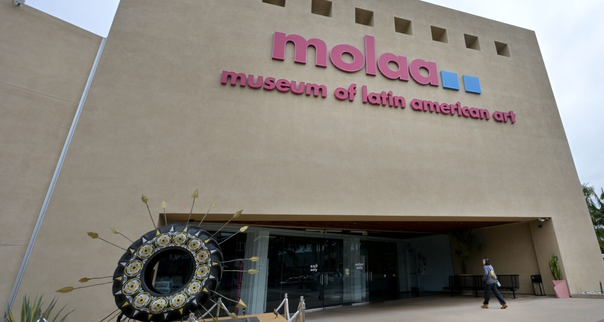Theater/Arts: The color red is the star of new MoLAA exhibit – Press Telegram