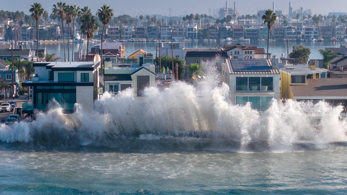 Showers, powerful waves, strong winds. See the LA rain timeline – NBC Los Angeles