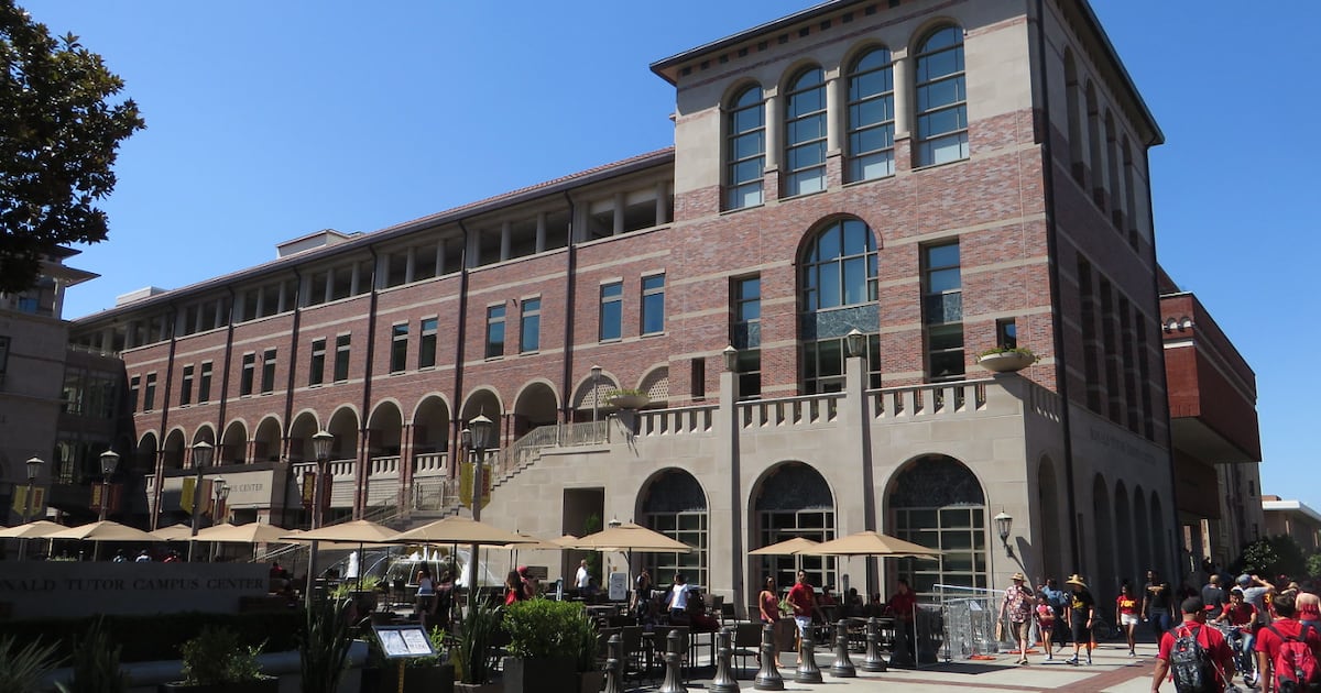 USG passes resolution calling on USC to protect students who speak up – Annenberg Media