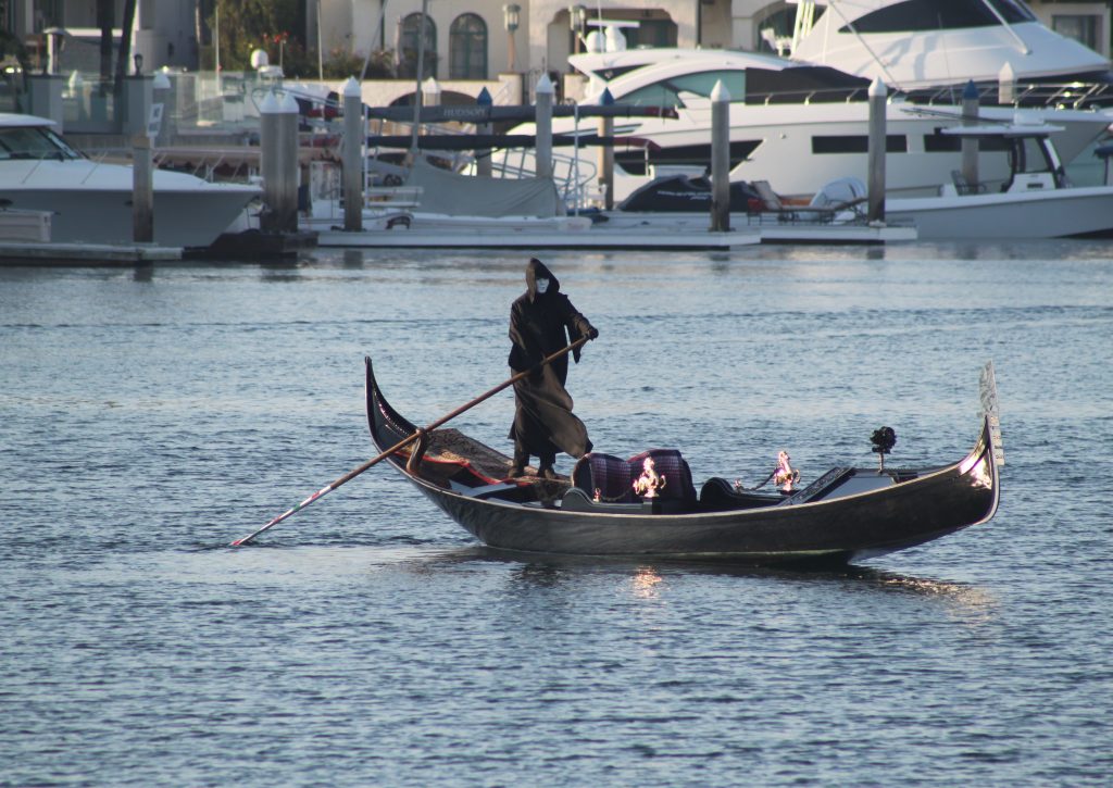 Halloween happenings: Pumpkin sculpting, ghoulish gondoliers, spooky fun at The Del, Bayside Boo