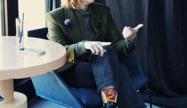 Navigating barriers: A conversation with U.S. Sen. Elissa Slotkin – The Oakland Post
