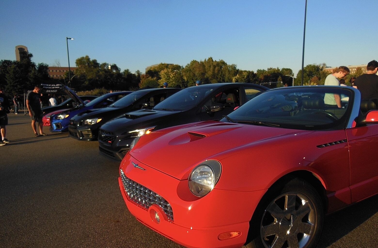Motor Mania revs up OU – The Oakland Post