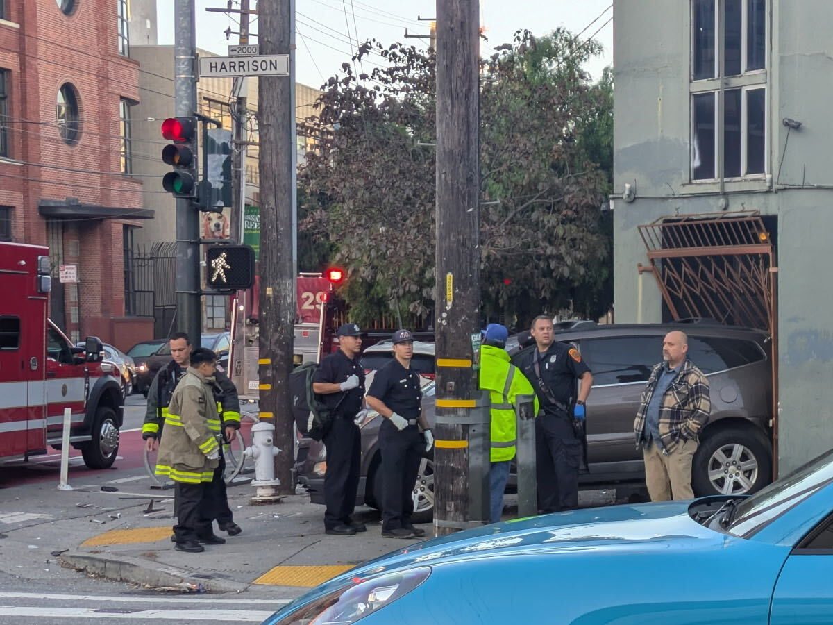 SUV crashes into Mission District lesbian bar Jolene's—one injured