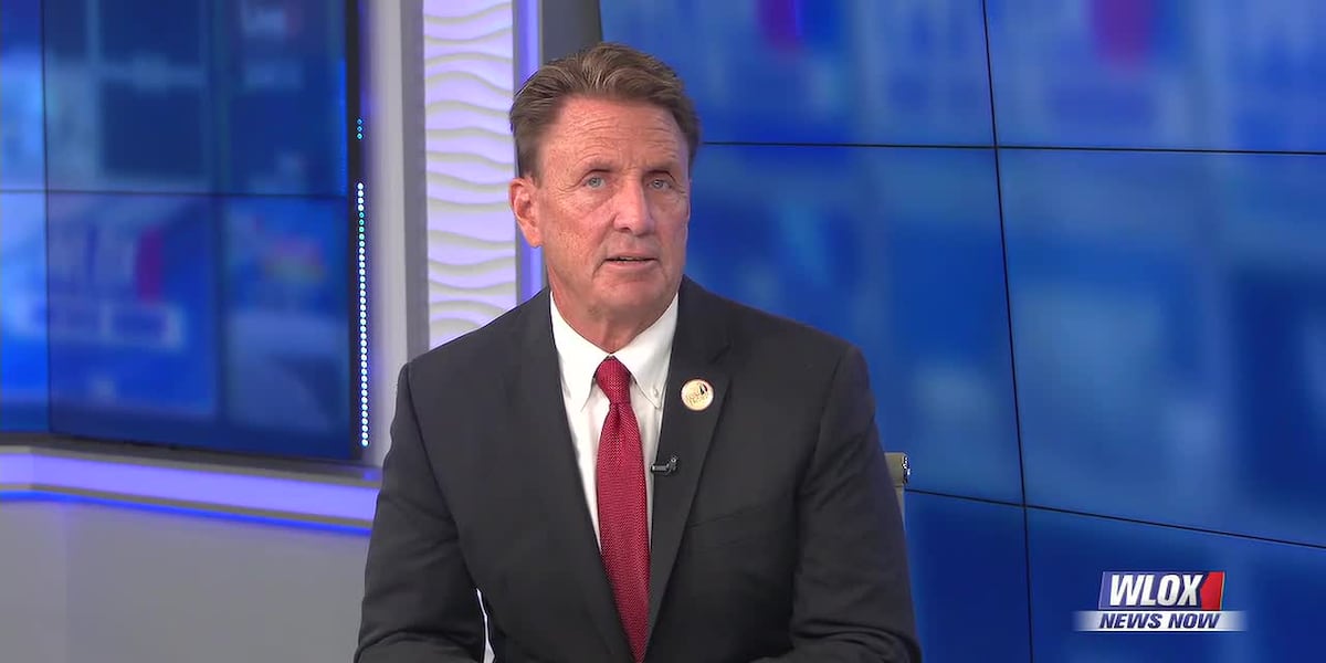 Long Beach mayor discusses annexation, gateway ribbon cutting