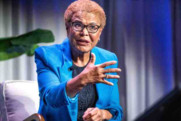Mayor Karen Bass answers questions during a mayoral forum addressing issues facing Los Angeles and its Jewish community at the Skirball Cultural Center in Los Angeles on Tuesday, Sept. 29, 2026.  (Photo by Sarah Reingewirtz, Los Angeles Daily News/SCNG)