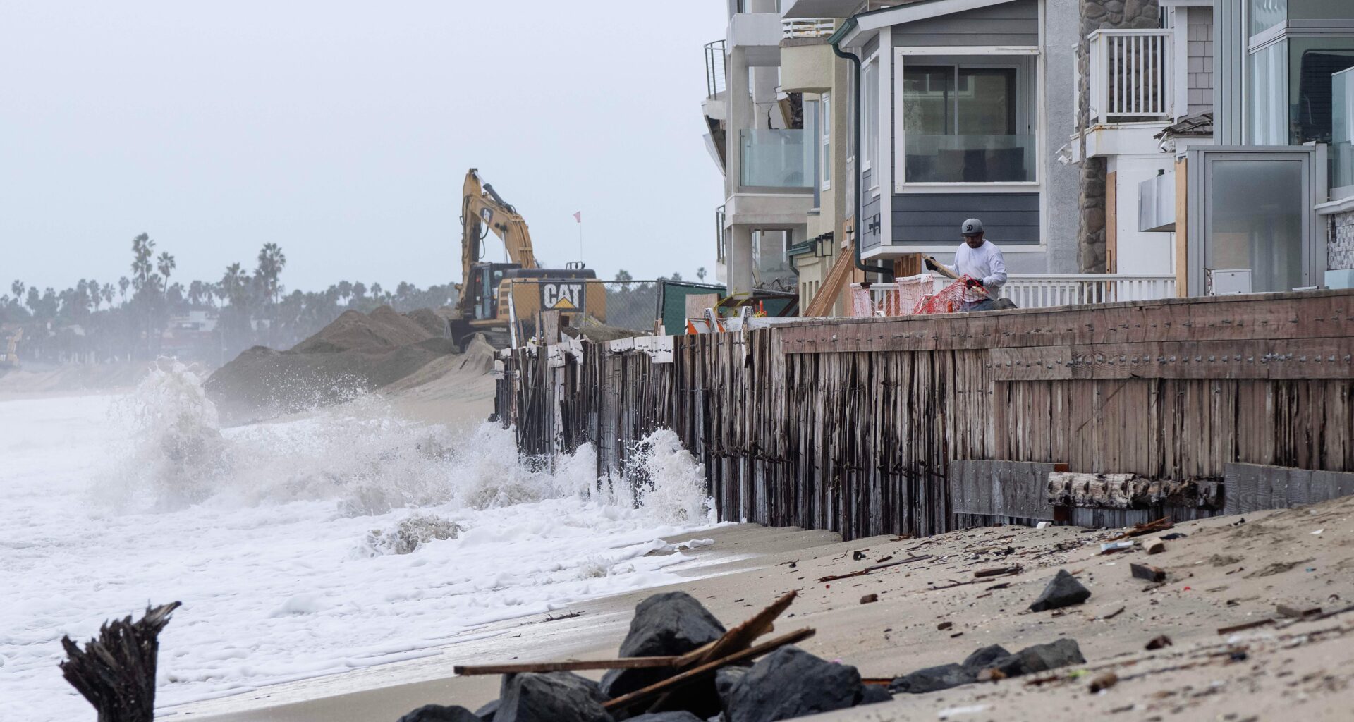 Rainfall light in L.A. County early Wednesday, but conditions, coastal fears to intensify overnight – Press Telegram