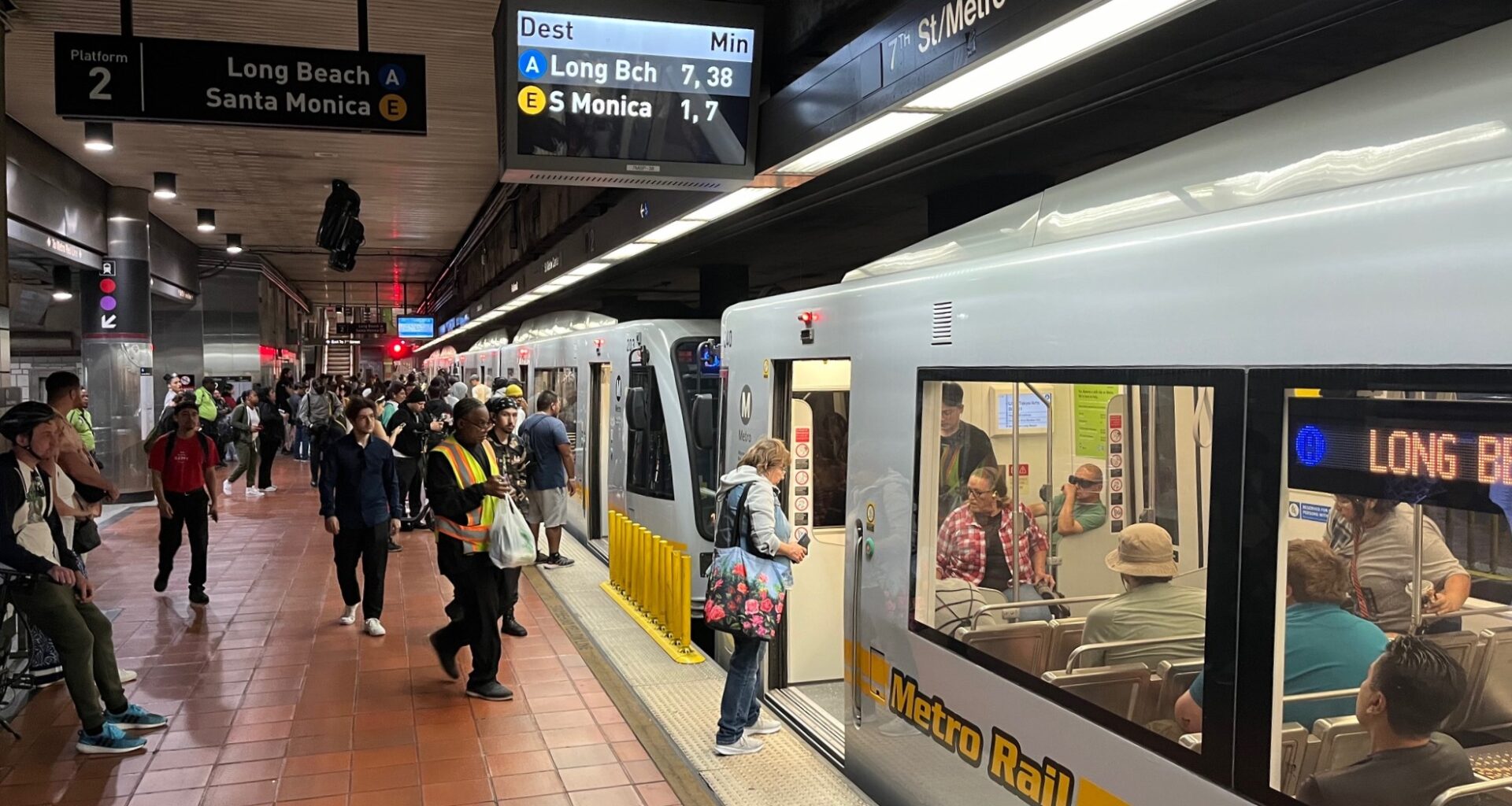 Metro Average Weekday Ridership Exceeded One Million In September