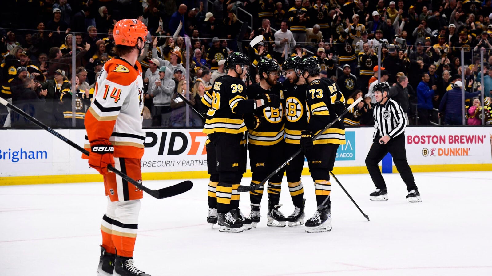 Daily Bean: Bruins Gameday; New Team in on Hellebuyck; Flyers Lose Again