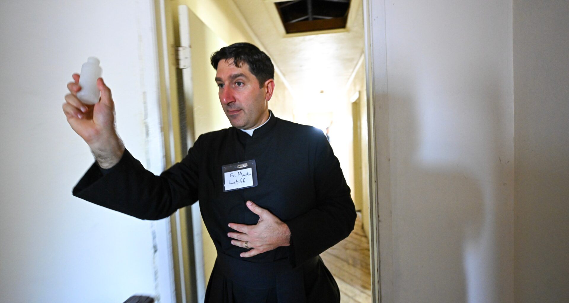 Dioceses is creating a House of Discernment for men considering priesthood, a first for OC – Orange County Register