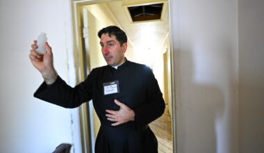 Dioceses is creating a House of Discernment for men considering priesthood, a first for OC – Orange County Register