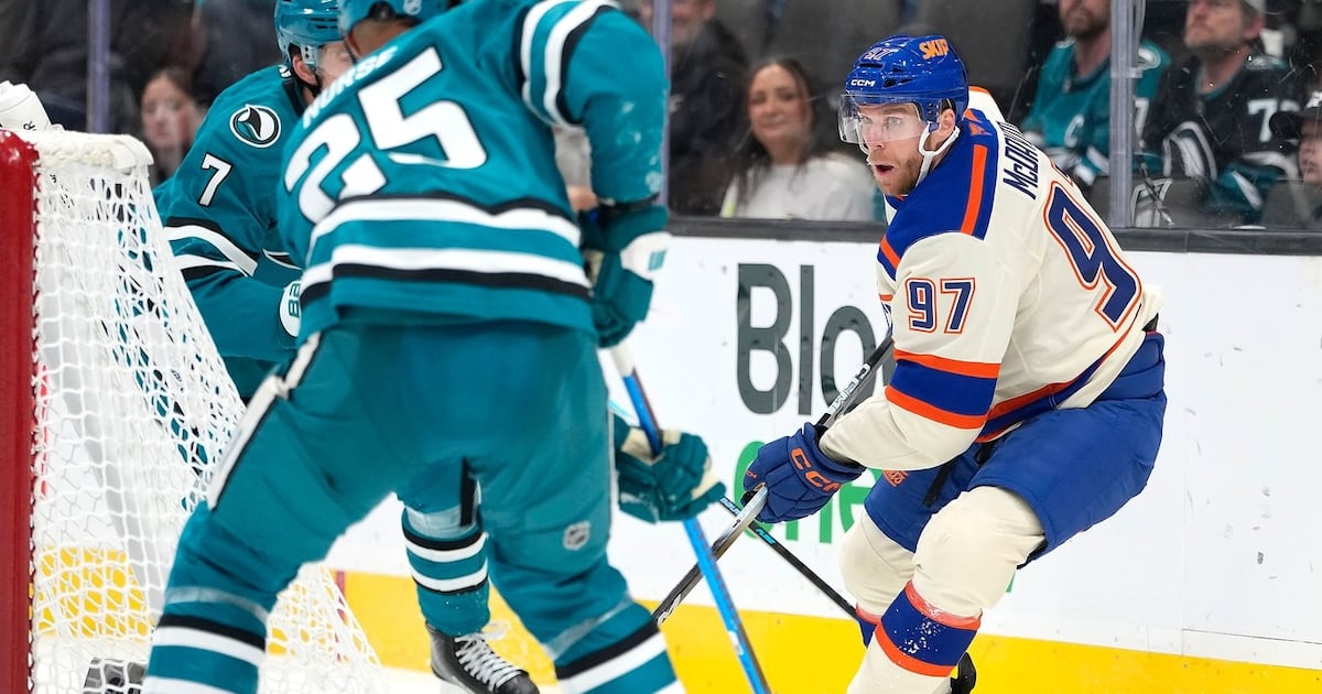 Connor McDavid posts 10th assist as Edmonton Oilers beat San Jose Sharks for 4th straight win