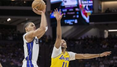 Acuff dazzles as Kings fall to Lakers at Golden 1 Center
