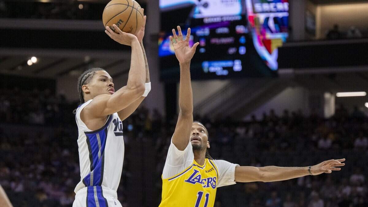 Acuff dazzles as Kings fall to Lakers at Golden 1 Center