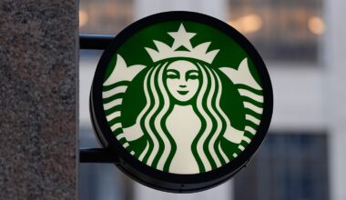 Lawsuit accuses Starbucks of mislabeling ‘sugar-free’ protein drinks – NBC Los Angeles