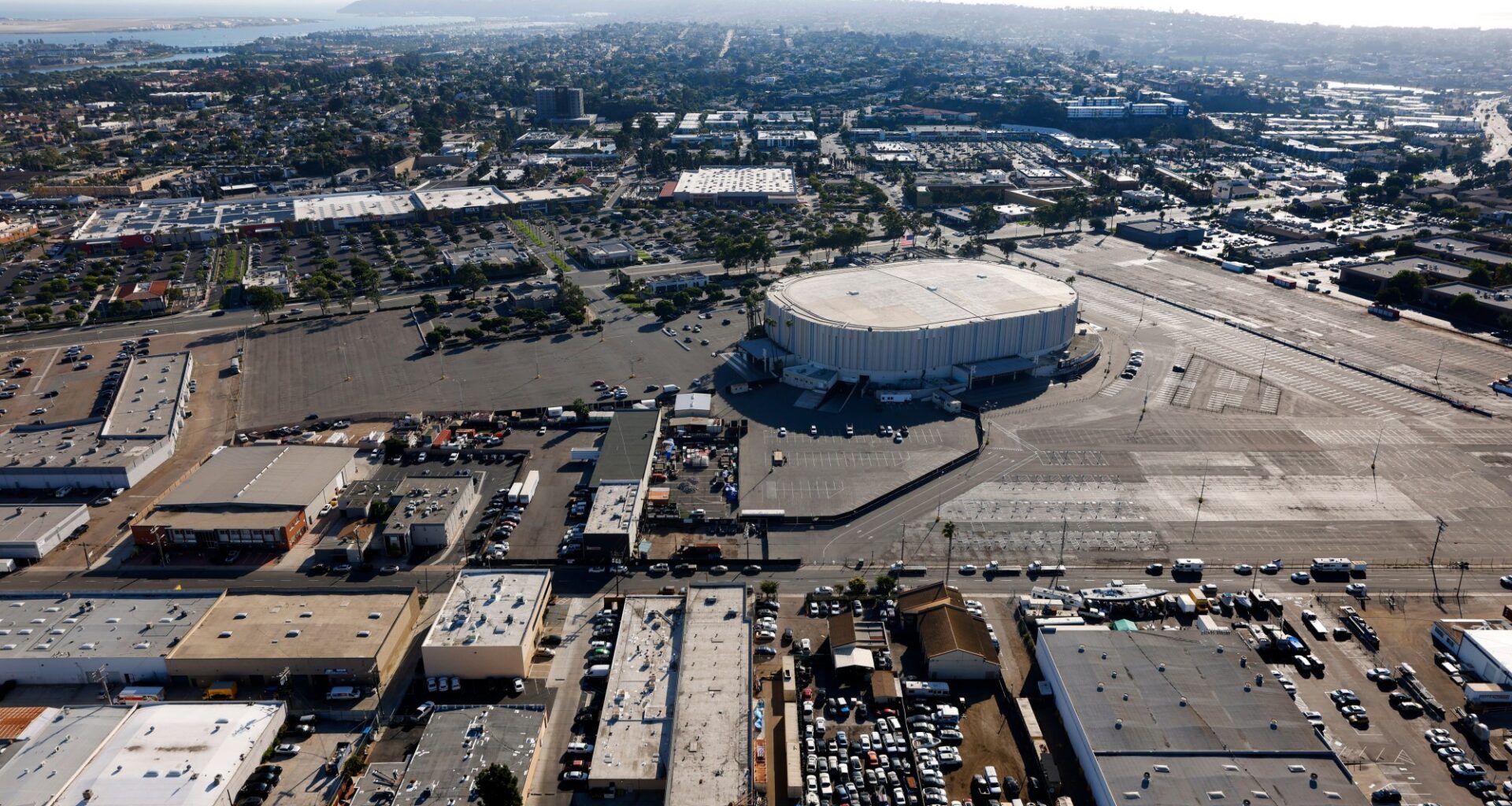 Michael Smolens: Sleight of hand brings more controversy to Midway Rising – San Diego Union-Tribune