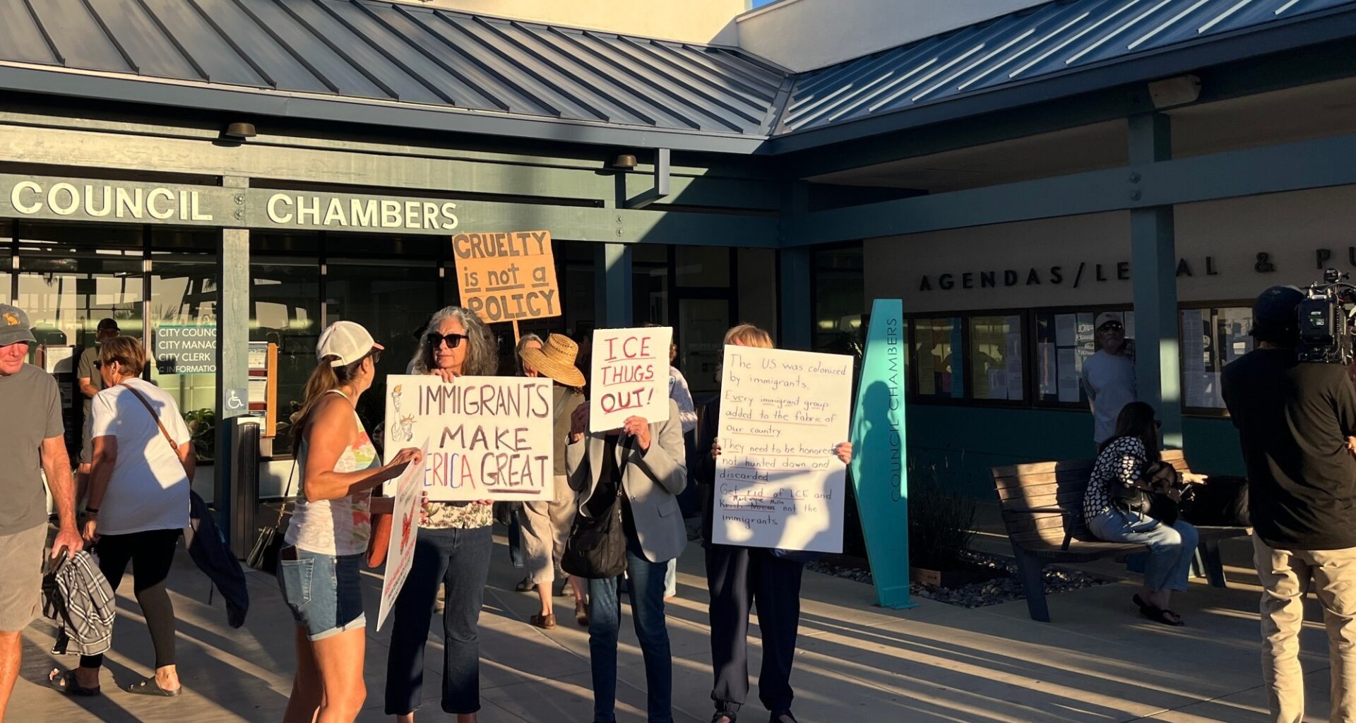 Rally attendees say increased ICE enforcement creating a ‘climate of fear’ in Encinitas – San Diego Union-Tribune
